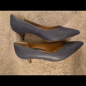 Navy blue size 11 Vionic Kit Josie kitten heel pumps